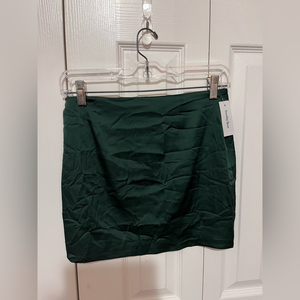 Sunday Best Rocco Satin Mini Skirt Nori Green Size 2 NWT